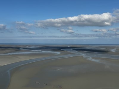 48.636025,-1.51216944444444