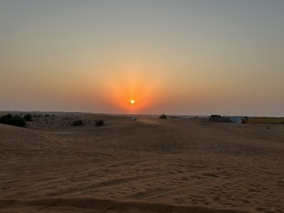 24.95831944444445,55.69985833333333