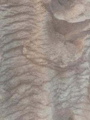 24.95834444444444,55.69998611111111