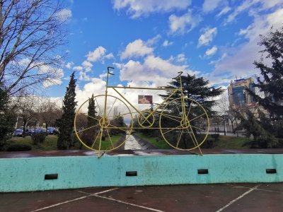 41.32350158666667,19.81739616388889