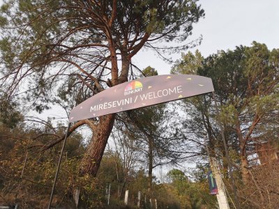 41.35138888888889,19.86055555555556