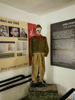 41.32661437972222,19.81940650916667