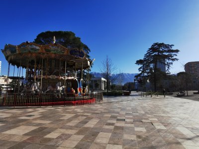 41.32816314694445,19.81777763361111