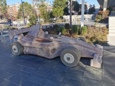 41.32942962638889,19.81814575194445