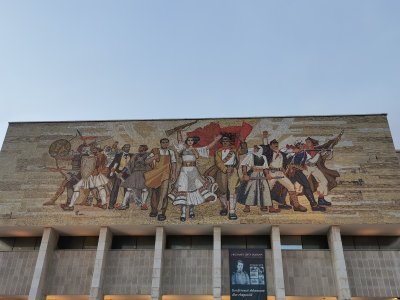 41.32888412472222,19.81732368444444