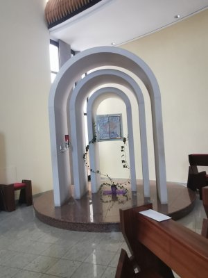 41.32472222222223,19.82194444444444