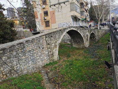 41.32629776,19.82608032222222