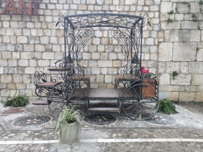 41.32658767694445,19.82189369194445