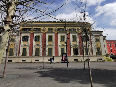 41.32789230333334,19.81590843194445