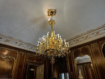 48.18533055555555,16.31229722222222