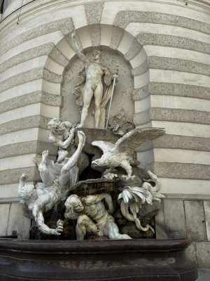 48.20823611111111,16.36608888888889