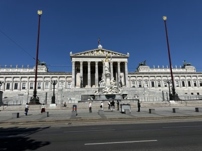 48.20780833333334,16.35994722222222