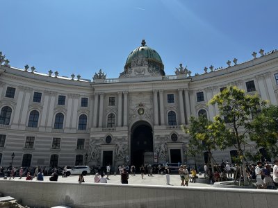 48.2081,16.36669166666667