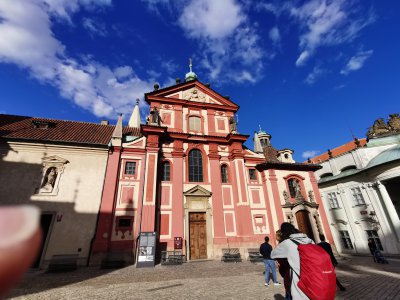 50.0911979675,14.40198612194444