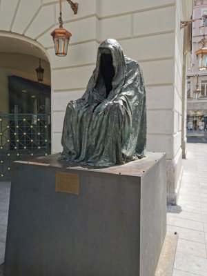 50.08739089944444,14.42121410361111