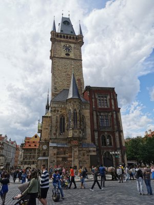 50.08739089944444,14.42121410361111