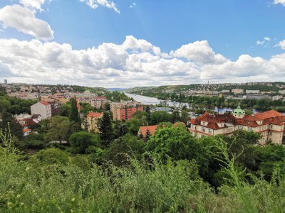 50.06219100944444,14.42117595666667