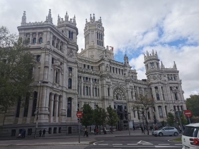 40.41971206638889,-3.69222593305556