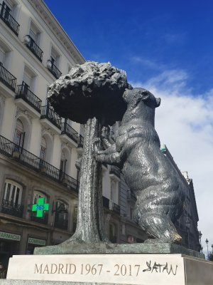 40.41690063472222,-3.70269894583333