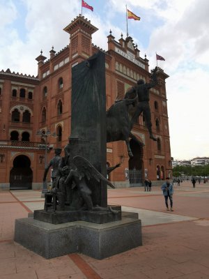 40.43093490583333,-3.66312980638889