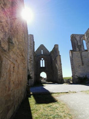 46.18572998027778,-1.29694473722222