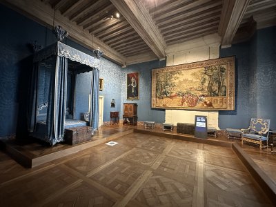 47.61683333333333,1.51631388888889