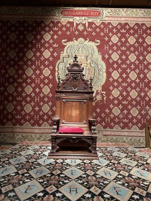 47.61551666666667,1.51632777777778