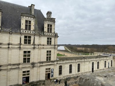 47.61644722222222,1.51766111111111