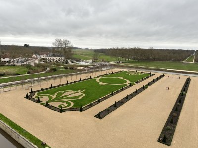 47.61656111111111,1.517