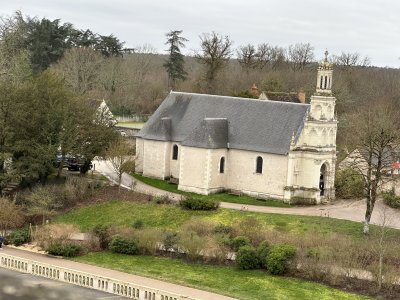 47.61611111111111,1.51679722222222