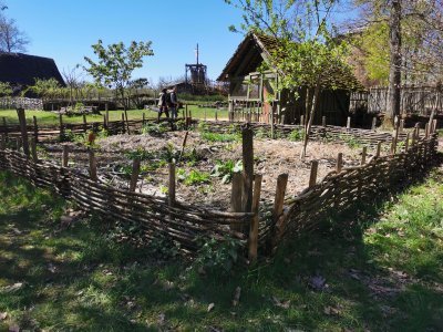 47.58510971055556,3.15729951833333