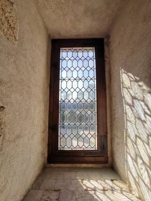 47.767009735,2.36721420277778