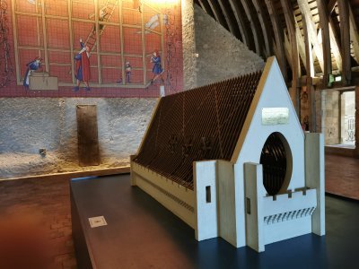 47.76785659777778,2.37499690055556