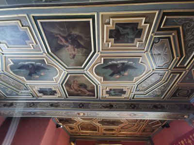 47.76761627194444,2.37578845