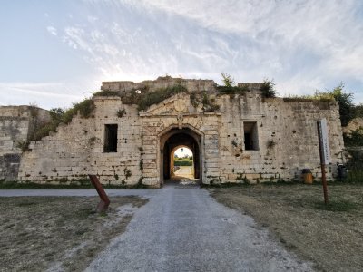 45.86369705194445,-1.19859313944444