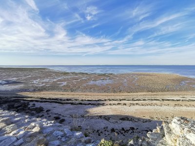 45.88698196388889,-1.18961548777778