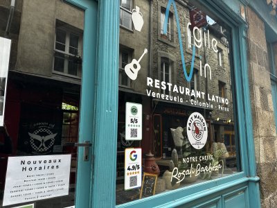 48.45337777777778,-2.04465833333333