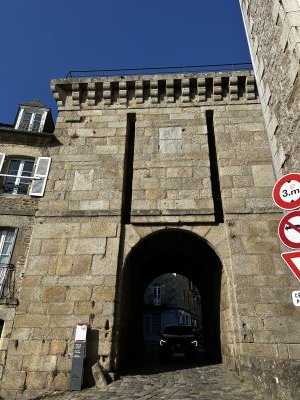 48.44973055555555,-2.04322777777778