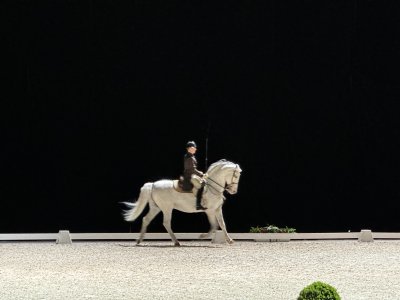 48.89555833333333,2.22905555555556