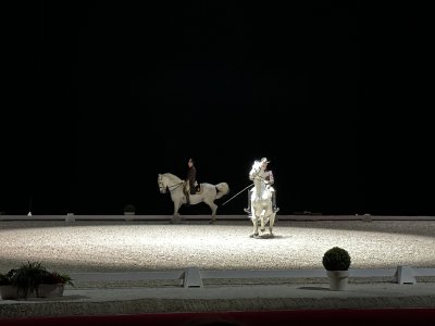 48.89570277777778,2.22934444444444