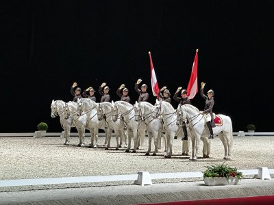 48.89565555555556,2.2293