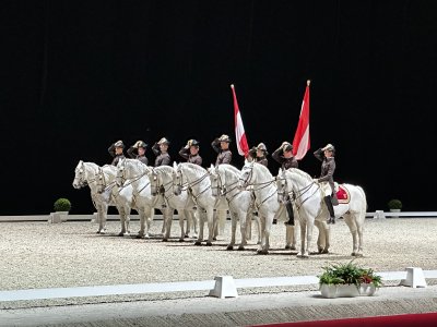 48.89565555555556,2.2293