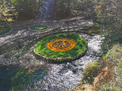 42.98474121083333,1.78964304916667