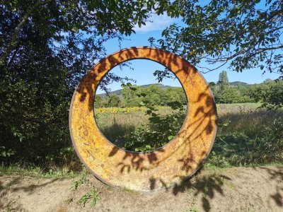 42.98392868027778,1.78377032277778