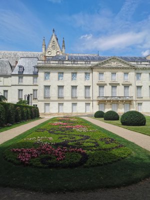 47.39475631694445,0.69498556833333