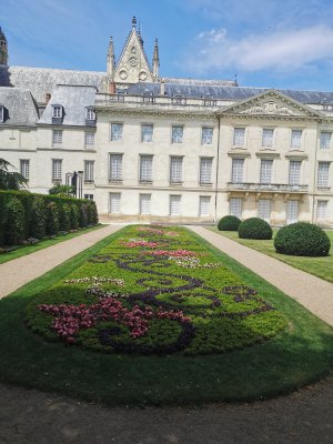 47.39475631694445,0.69498556833333