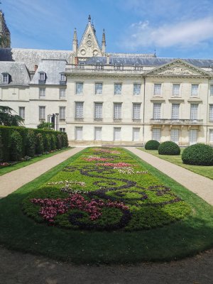 47.39475631694445,0.69498556833333