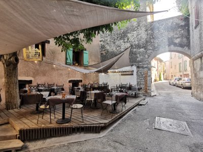 43.49414825416667,6.36186170555556