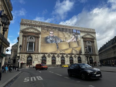 48.87080833333334,2.33191944444444