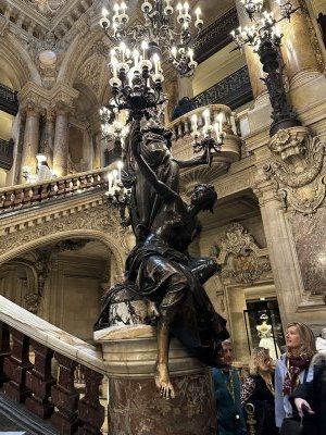 48.871625,2.33186944444444